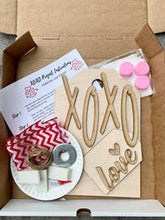 Load image into Gallery viewer, Valentine&#39;s Day DIY Kit